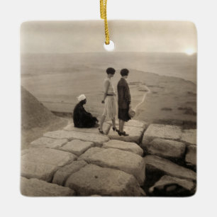 Piramide van Khufu, Egypte 1920 Flappermeisjes Zon Keramisch Ornament