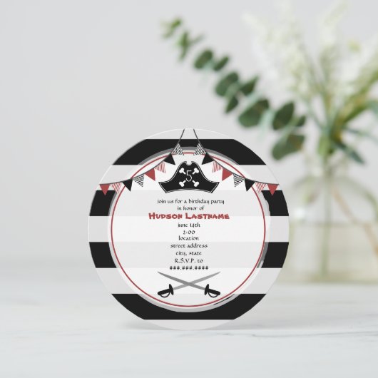 Pirate Anniversaire Fête Round Invitation (Debout devant)