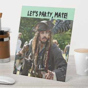 PIRATE PARTIJ VERWELKOMT PEDESTALE SIGN RECLAMEBORD MET VOETSTUK