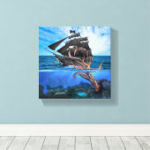 Piratenboot vs De Reuzenpijlinktvis Canvas Afdruk (Insitu (Houten vloer))