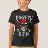 Piratenzoon Jolly Roger Vlag en schedelkruisbeende T-shirt (Voorkant)