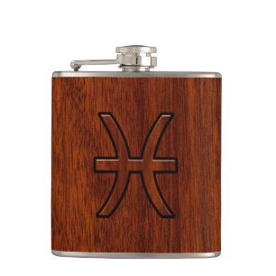 Pisces Zodiac Sign Rich Mahogany wood grain style Heupfles
