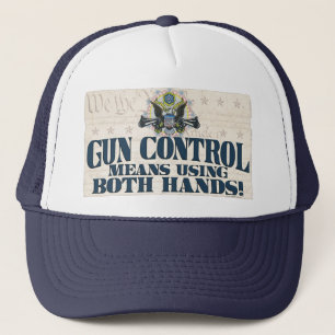 Pistool: besturing: Het gebruiken van allebei Hand Trucker Pet