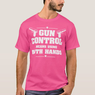 Pistool controle betekent het gebruik van beide ha t-shirt