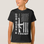 Pistool en Trump 2e wijzigingsvlag AR15 (terug) T-shirt (Voorkant)