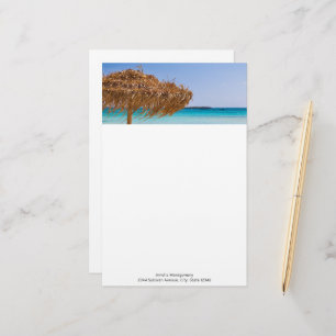 Pittoreske tropische oceaan met strooien parasol briefpapier