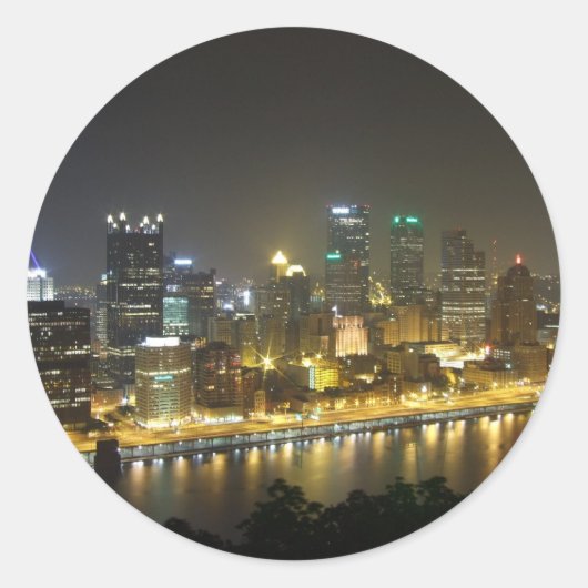 Pittsburgh 's nachts ronde sticker (Voorkant)