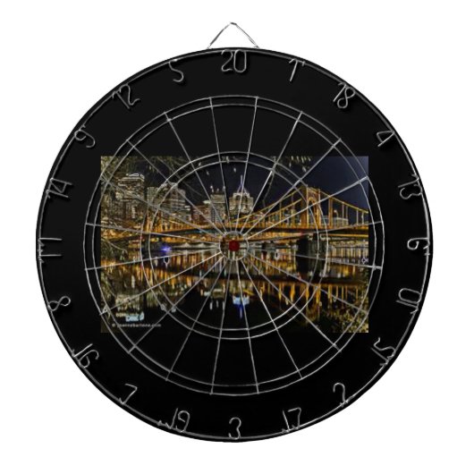 PITTSBURGH SKYLINE DART BOARD DARTBORD (Voorkant)