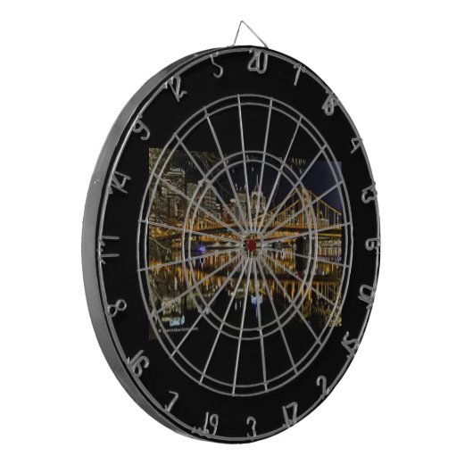 PITTSBURGH SKYLINE DART BOARD DARTBORD (Voorkant Links)