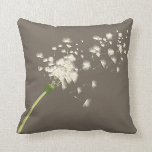 PixDezines funky paardenbloemen/diy achtergrond Kussen