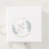 PixDezines H2 Stoffelijk Blauw Gom Eucalyptus Doop Bedankjes Labels (In situ)