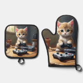 Pixel Paws: het gamer kitten in actie Ovenwant & Pannenlap Set (Voorkant)