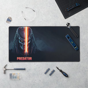 Pixel PredaKnight: het jagerblade Bureaumat