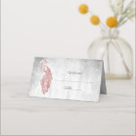 Placement Carte de la réception Pink Peacock<br><div class="desc">Faites savoir aux clients de la réception où ils seront assis avec une carte de lieu de réception Pink Peacock. Le design de la carte Place présente un élégant paon contre un feuillage délicat et un arrière - plan grunge. Papier à lettres mariage supplémentaire disponible avec cette conception aussi.</div>