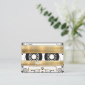 Placement Carte de table plate ruban cassette or rétro pour (Debout devant)