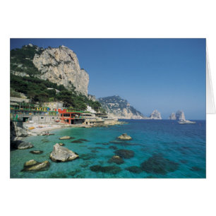 Plage de côte de la mer Méditerranée de l'Itali