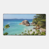 Plage de palmiers et grand rocher (Recto)