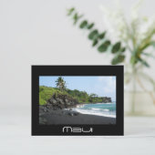 Plage de sable noir volcanique sur carte postale M (Debout devant)