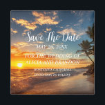 Plage Sable Tropical Mariage Moderne Waves Magnet<br><div class="desc">Tropical,  plage,  simple,  vagues,  destination,  palmiers,  élégant,  Mariage moderne,  Save the Date aimant. Vous pouvez le personnaliser avec vos détails.</div>