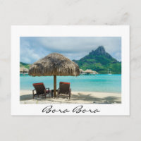Plage sur la carte postale de blanc de Bora Bora