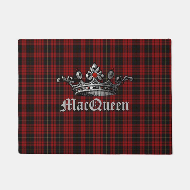 Plaid rouge et noir de MacQueen avec le tapis de (Devant)