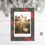 Plaid traditionnel rouge et vert<br><div class="desc">Motif : rouge et vert festif avec touches d'or jaune et de blanc</div>