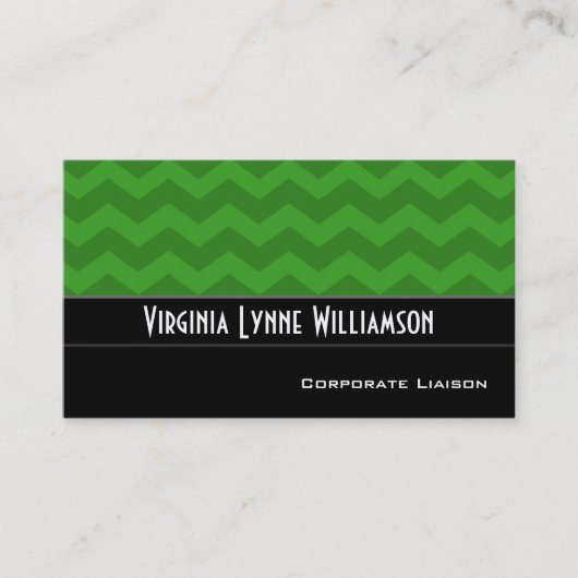Plain Green Chevron Modern Visitekaartjes (Voorkant)
