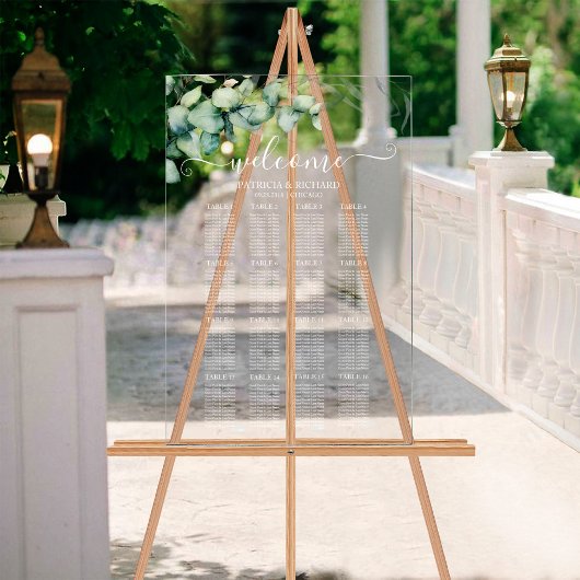 Plan de table de mariage avec 16 tables et verdure