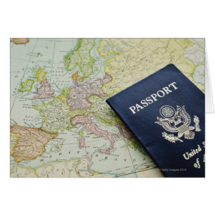 Plan rapproché de passeport se trouvant sur la