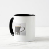 Plan rapproché d'une tasse de café (Devant gauche)