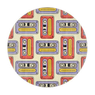 Planche À Découper Bandes cassettes rétro : motif sans soudure.