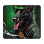 Planche À Découper Belgian Shepherd conduite vélo St. Patrick's Day (Devant)