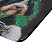 Planche À Découper Bernedoodle Chien conduisant vélo St. Patrick's Da (Coin)