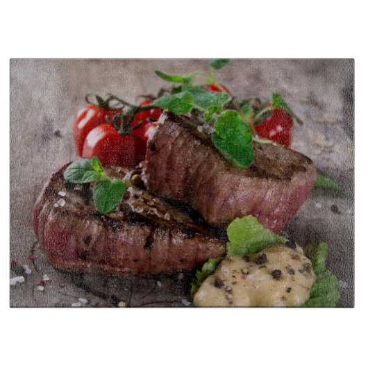 Planche À Découper Biftecks grillés de BBQ avec les herbes et les (Devant)