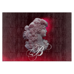 PLANCHE À DÉCOUPER CAMEO ANTIQUE, DAME AVEC MONOGRAMME DE PÂTES