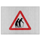 Planche À Découper CAUTION Personnes ÂGÉES - VOYAGE UK (Devant)