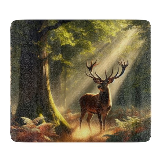 Planche À Découper Cerf dans la forêt matinale (Devant)
