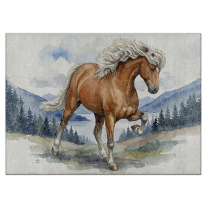 Planche À Découper Cheval islandais Edda Silver bay dans les montagne