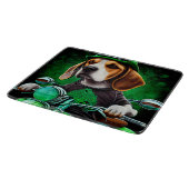 Planche À Découper Chien Beagle conduisant un vélo Saint-Patrick (Coin)