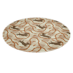 Planche À Découper chiens chanceux avec l'arrière - plan de saucisse