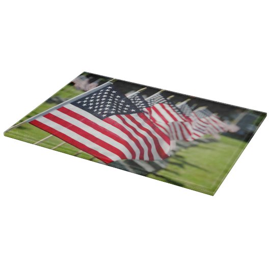 Planche À Découper Cimetière militaire historique avec drapeaux améri (Coin)