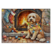 Planche À Découper Cockapoo Sitting by Fireplace with Christmas Light (Devant)