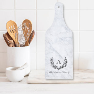 Planche À Découper Couronne de marbre blanc élégant Nom de famille Ve