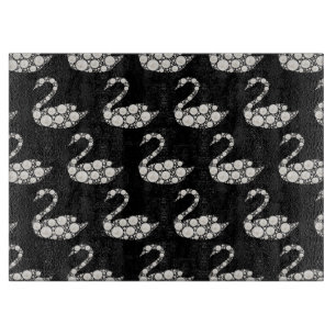 Planche À Découper Cygne de perle blanche élégant sur fond noir