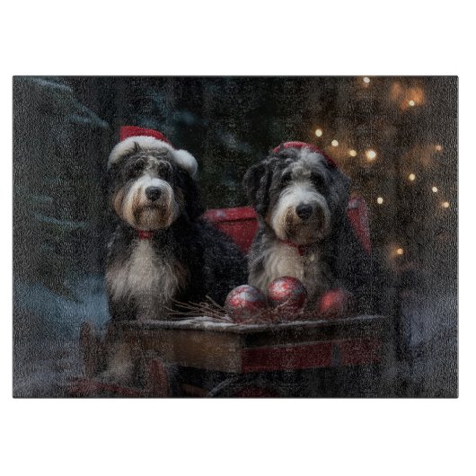 Planche À Découper Décor de Noël Bernedoodle Snowy Sleigh (Devant)