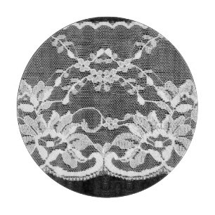Planche À Découper Dentelle florale blanche : arrière - plan noire.