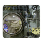 Planche À Découper écoutille sur un ancien sous-marin rétro (Devant)