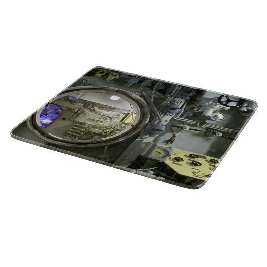 Planche À Découper écoutille sur un ancien sous-marin rétro (Coin)