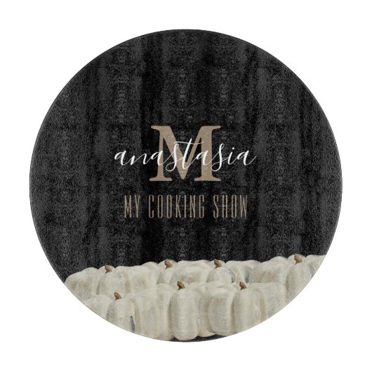 Planche À Découper Élégant noir blanc Citrouille Monogramme rond (Devant)