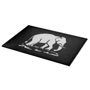 Planche À Découper Éléphants d'Asie devant panneau de randonnée d'élé